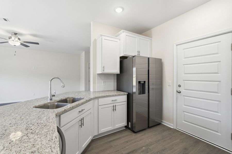 Representative furnished interior of a home built from the The Stacy by RTS Homes in Lakeside at Fifteen West, Hinesville (Image 7).