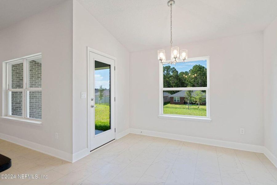 Spacious, unfurnished interior of a new home in Waterstone 52, Fort Pierce (Image 12).