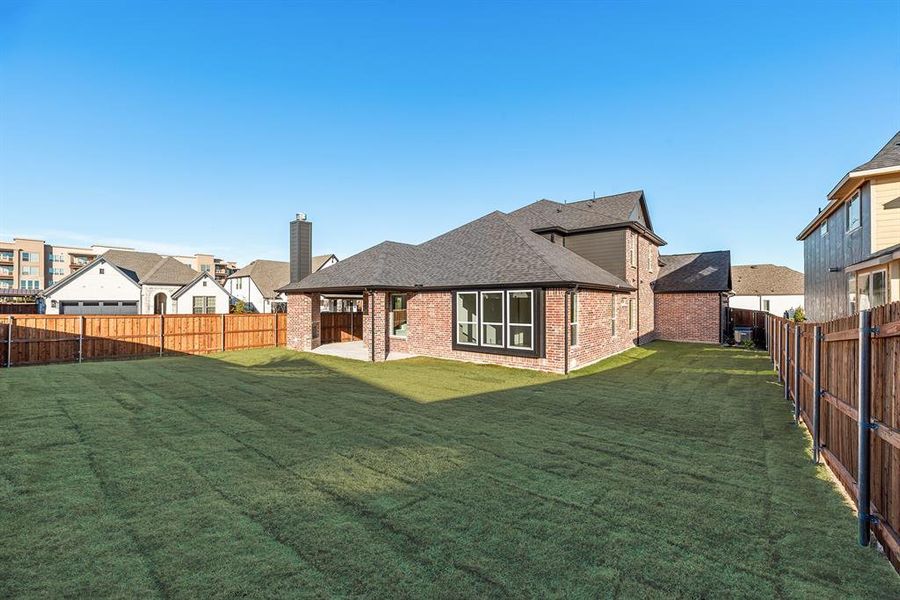 Exterior details and patio area of a home in Tavolo Park, Fort Worth (Image 23). Exterior details and patio area of a home in Tavolo Park, Fort Worth (Image 23).