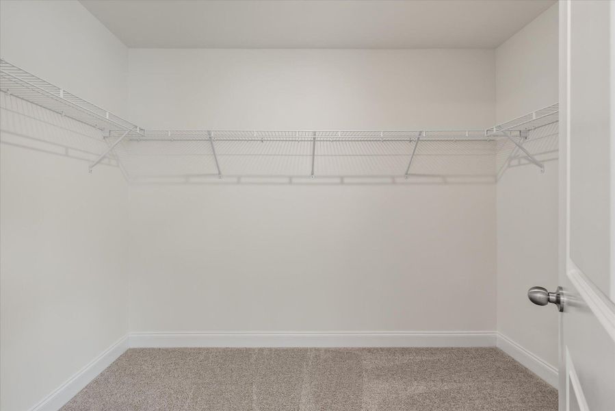 Spacious, unfurnished interior of a new home in Parker's Preserve, Ridgeville (Image 18).