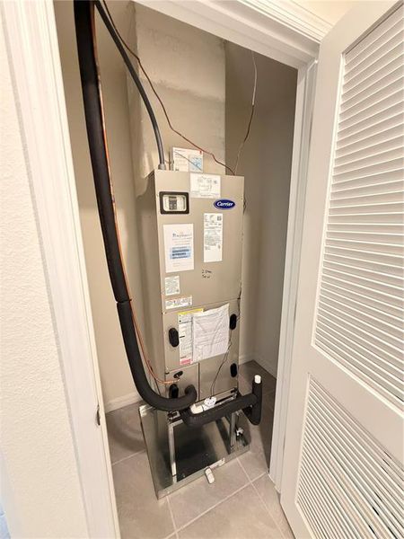 Close-up of interior finishes inside a home in Marion County Spot Lots, Ocala (Image 12).