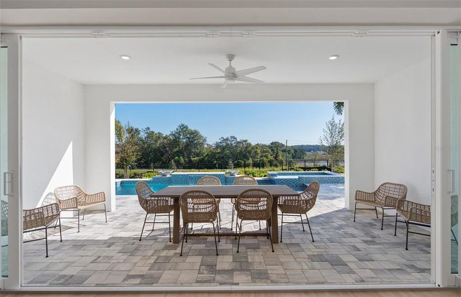 Exterior details and patio area of a home in Willow Ridge, Montverde (Image 26).