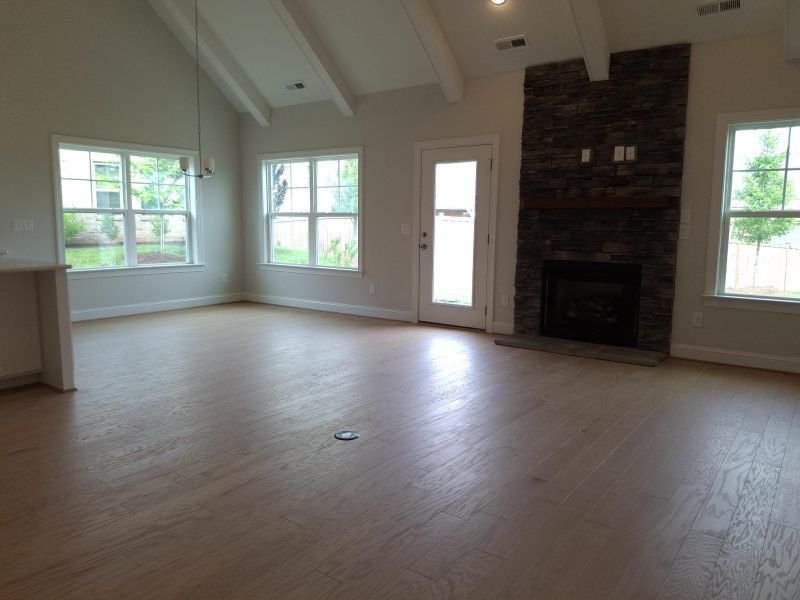 Spacious, unfurnished interior of a new home in Weybridge, Burlington (Image 36).