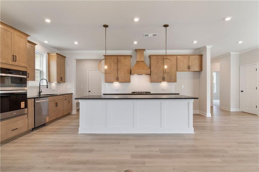 Furnished interior view inside a new home in Tiberon Woods, Cumming (Image 4).