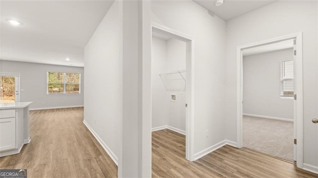 Spacious, unfurnished interior of a new home in Twin Lakes, Hoschton (Image 8).