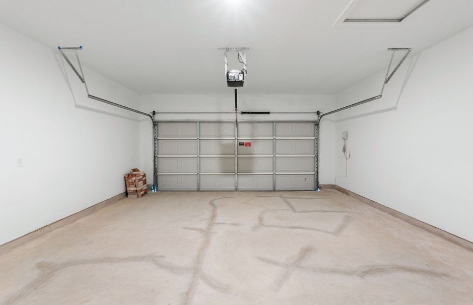 Spacious, unfurnished interior of a new home in Saddleback at Santa Rita Ranch, Liberty Hill (Image 24). Spacious, unfurnished interior of a new home in Saddleback at Santa Rita Ranch, Liberty Hill (Image 24).