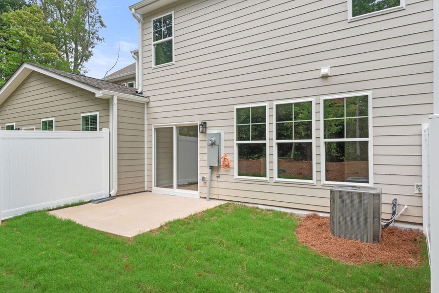 Exterior details and patio area of a home in Harbor Crossing, Greensboro (Image 3).