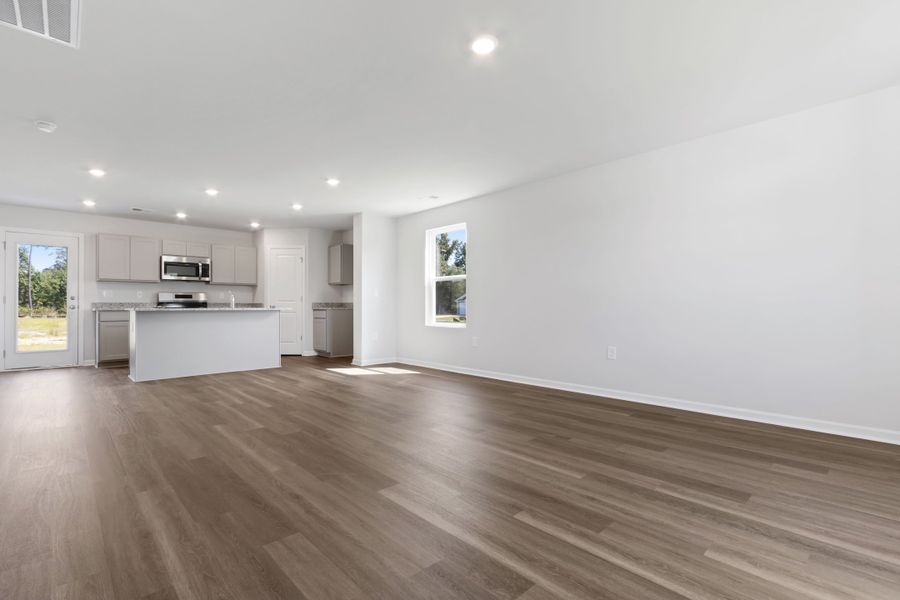 3br New Home in Conway, SC.  - Slide 3