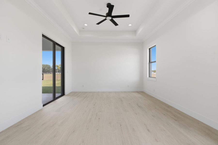 Spacious, unfurnished interior of a new home in , Fort Pierce (Image 35).