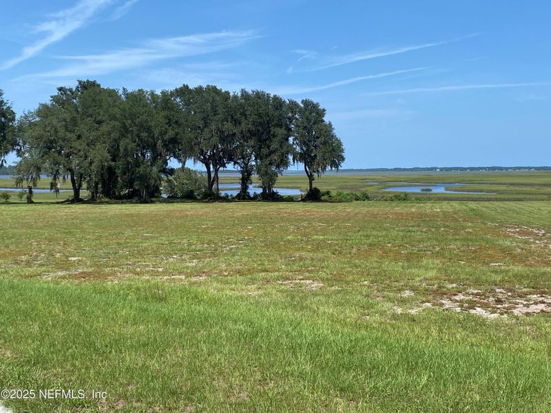 Image 5 of a home in Edwards Creek Estates.