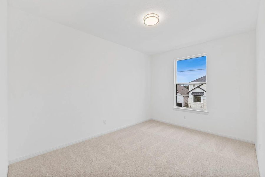Spacious, unfurnished interior of a new home in Wolf Ranch West Bend - 60', Georgetown (Image 24).