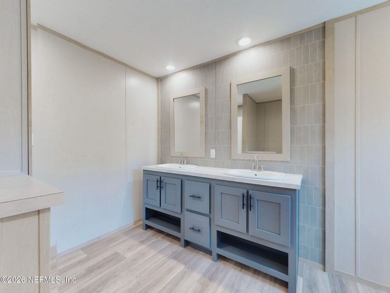 Furnished interior view inside a new home in , Keystone Heights (Image 9).