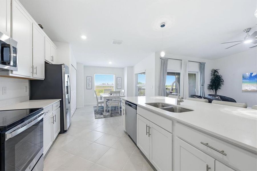 Furnished interior view inside a new home in , Venice (Image 19).