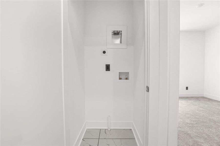 Spacious, unfurnished interior of a new home in , Atlanta (Image 32).