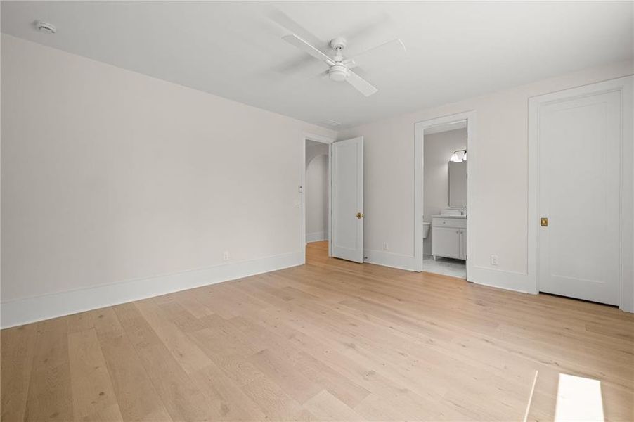 Spacious, unfurnished interior of a new home in , Brookhaven (Image 45).
