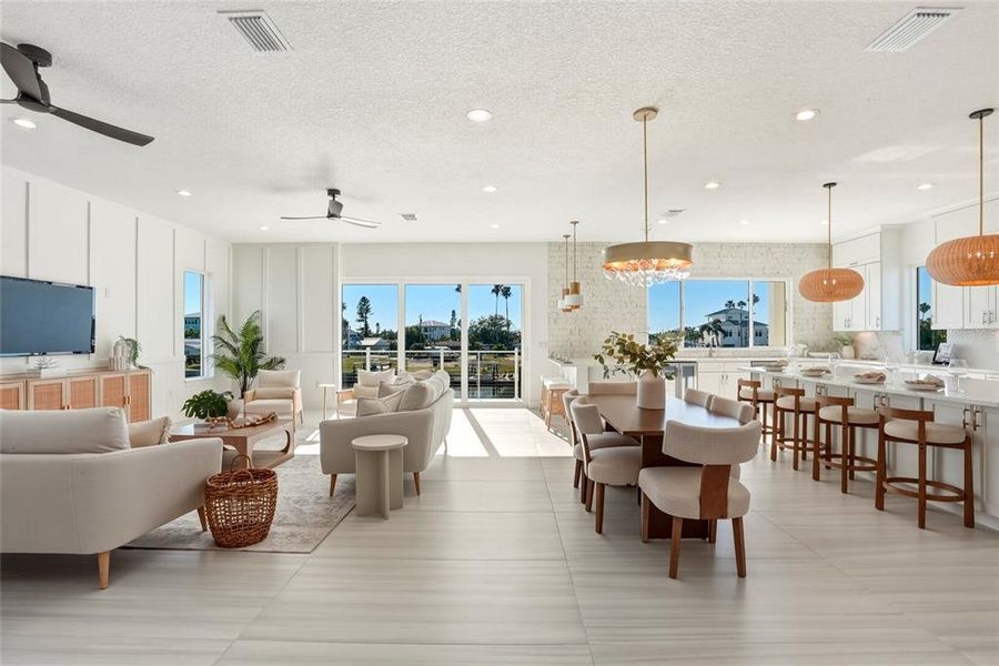 Community amenities in , Madeira Beach (Image 53).