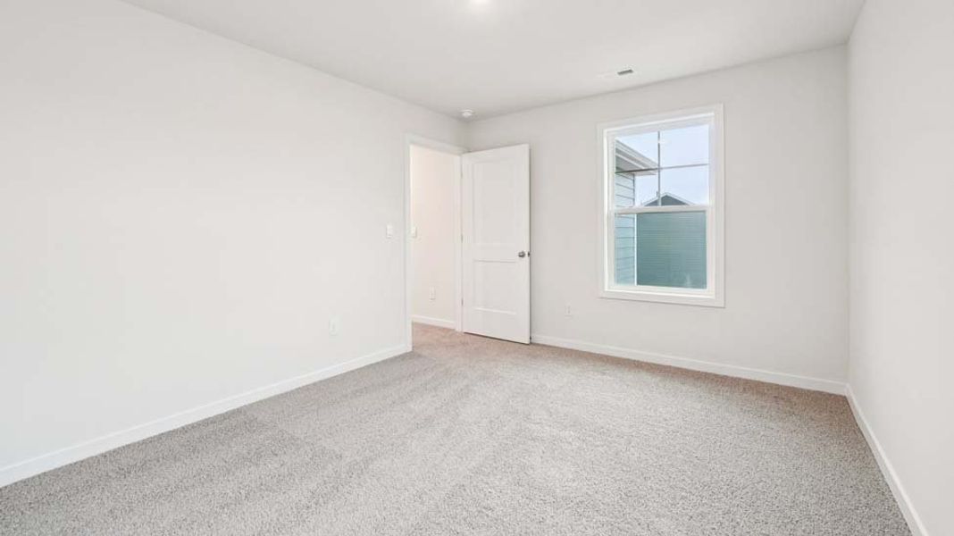 Spacious, unfurnished interior of a new home in Laurelbrook, Sherrills Ford (Image 29).