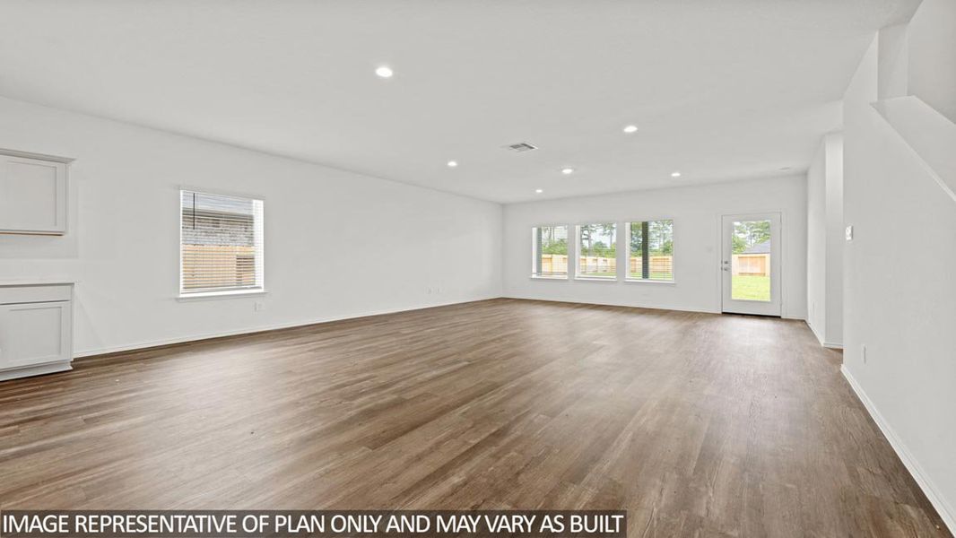 Spacious, unfurnished interior of a new home in Harrington Trails at The Canopies, Splendora (Image 9). Spacious, unfurnished interior of a new home in Harrington Trails at The Canopies, Splendora (Image 9).