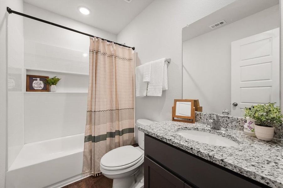 Furnished interior view inside a new home in Deer Creek, Fort Worth (Image 20).