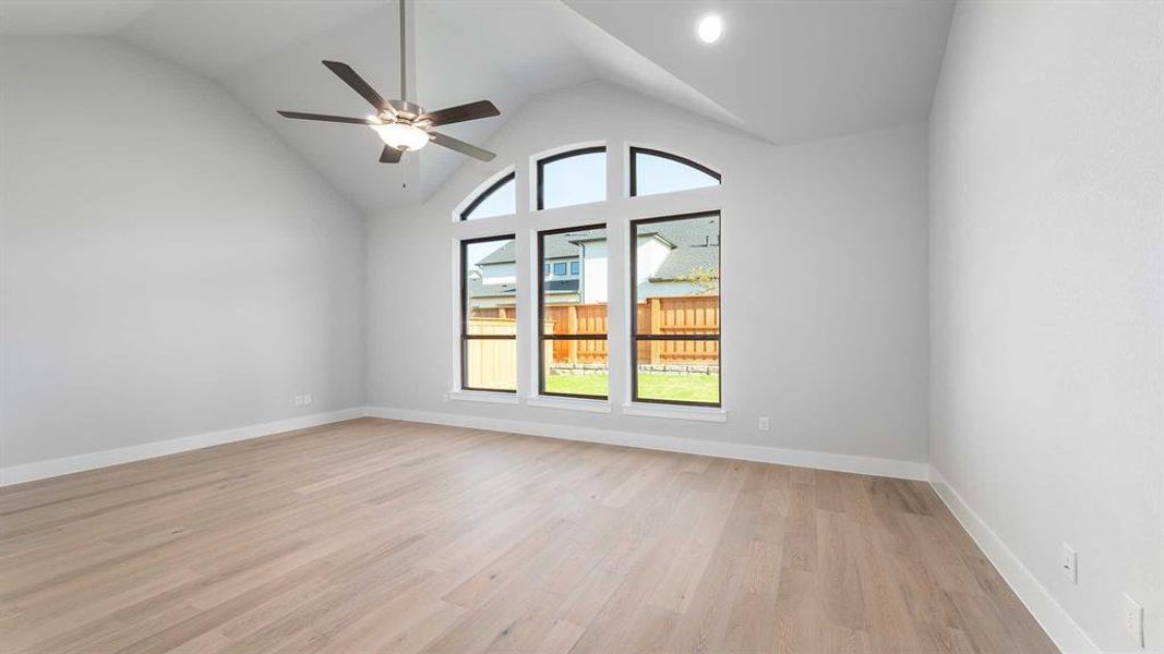 Spacious, unfurnished interior of a new home in Fields 60', Frisco (Image 34).