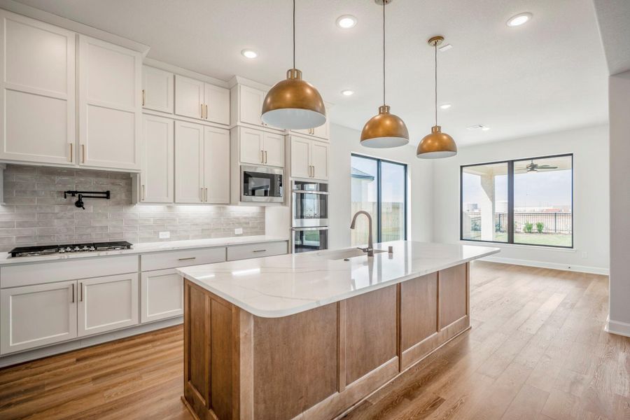Furnished interior view inside a new home in Jordan Ranch 70' Lots, Fulshear (Image 9). Furnished interior view inside a new home in Jordan Ranch 70' Lots, Fulshear (Image 9).