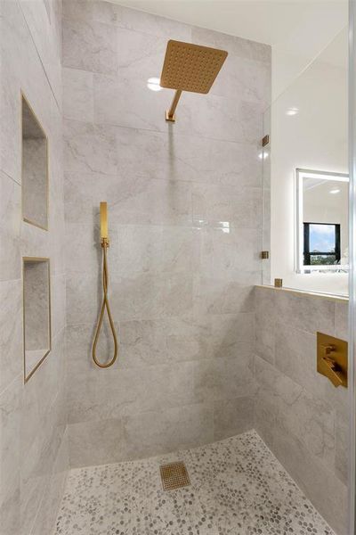 Image 59 of a home in .