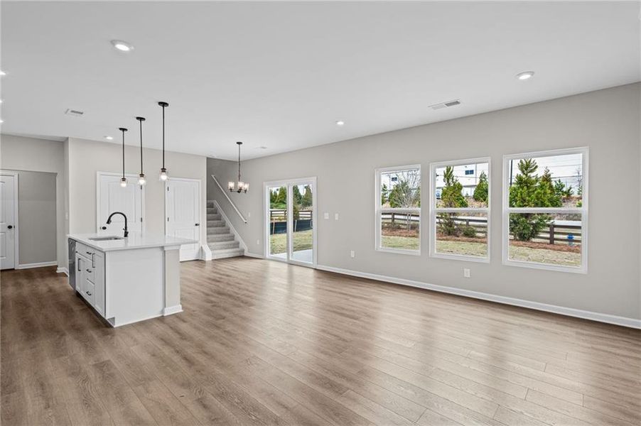 Spacious, unfurnished interior of a new home in Crossvine Estates, Braselton (Image 39).