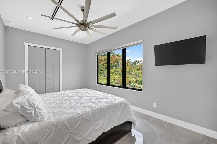 Furnished interior view inside a new home in , Fort Lauderdale (Image 67).