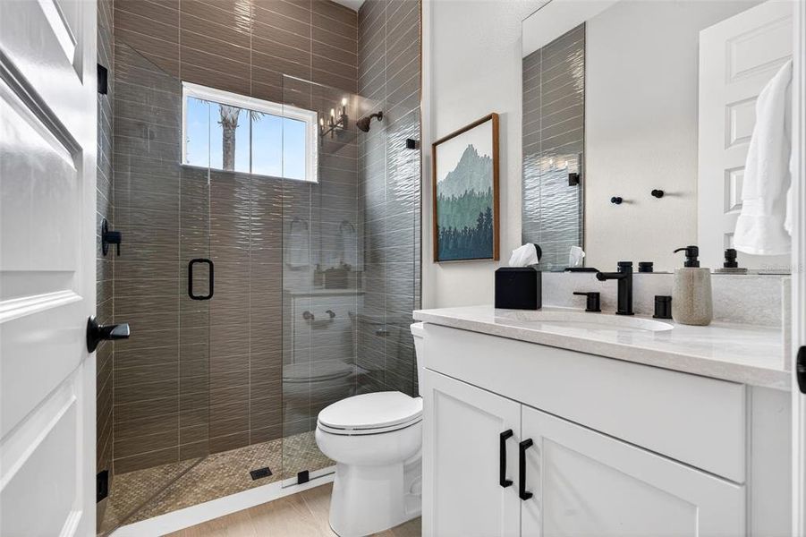 Furnished interior view inside a new home in , Venice (Image 46).