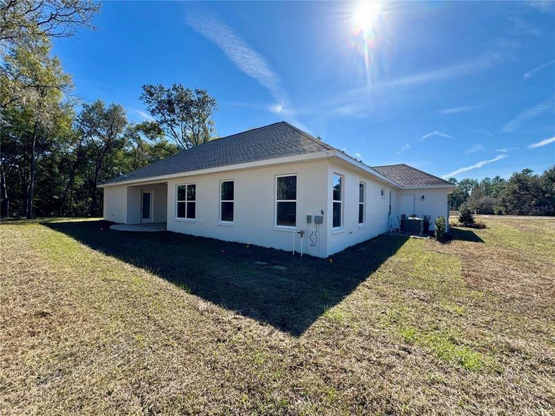 Exterior details and patio area of a home in , Dunnellon (Image 23). Exterior details and patio area of a home in , Dunnellon (Image 23).
