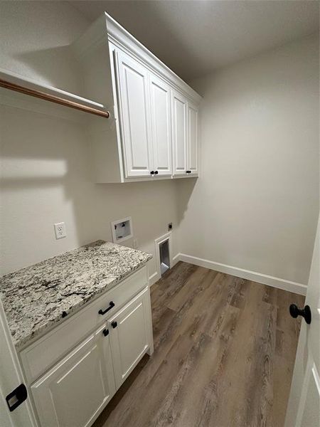 Furnished interior view inside a new home in , Abilene (Image 10).