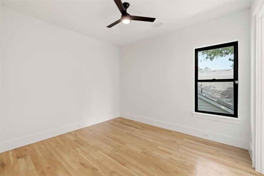 Spacious, unfurnished interior of a new home in , Dallas (Image 22).