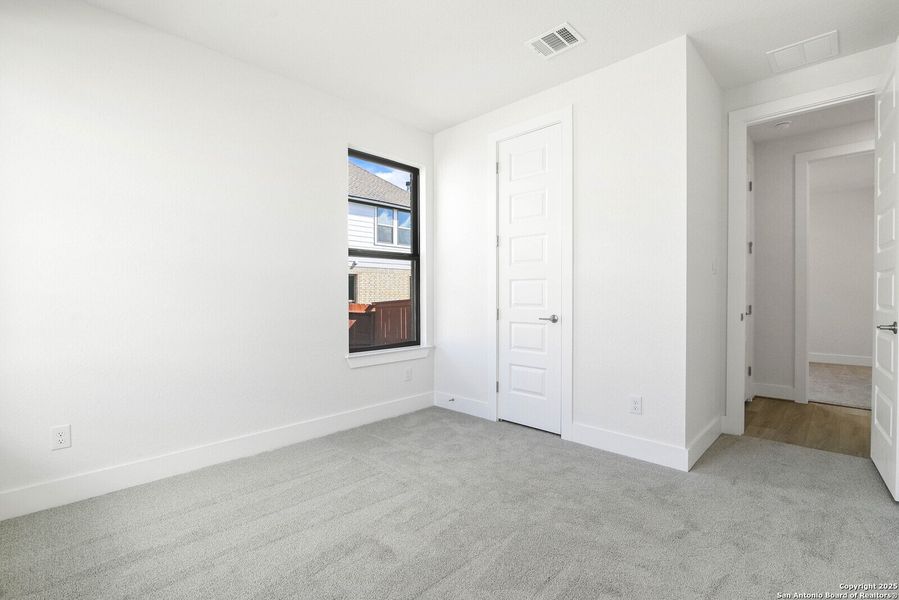Spacious, unfurnished interior of a new home in Arbors at Fair Oaks, Boerne (Image 20). Spacious, unfurnished interior of a new home in Arbors at Fair Oaks, Boerne (Image 20).
