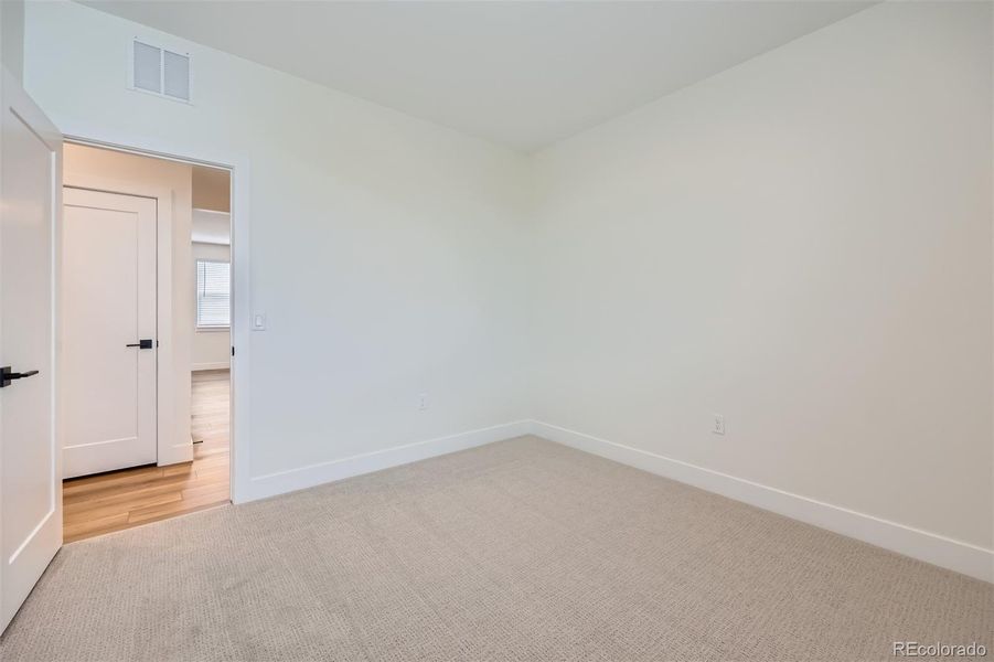 Spacious, unfurnished interior of a new home in , Elizabeth (Image 15).