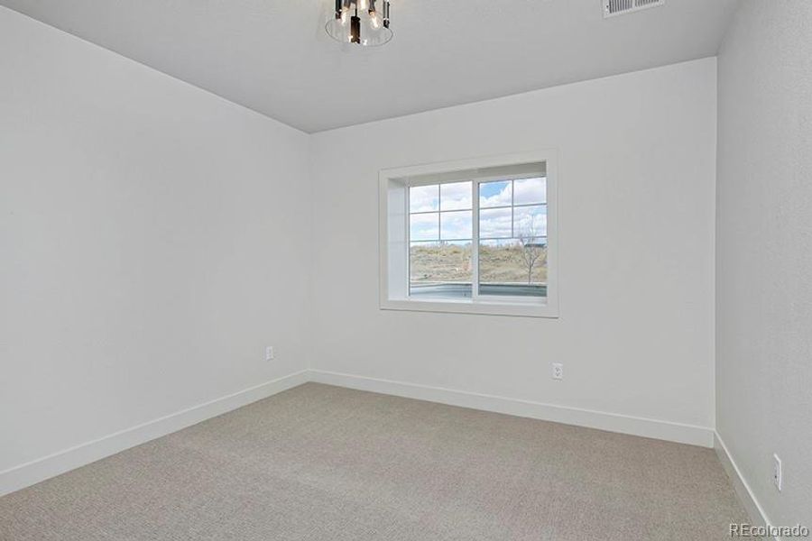 Spacious, unfurnished interior of a new home in , Fort Collins (Image 27).
