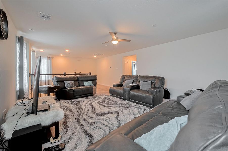 Furnished interior view inside a new home in Deer Run Meadows, Richmond (Image 7). Furnished interior view inside a new home in Deer Run Meadows, Richmond (Image 7).