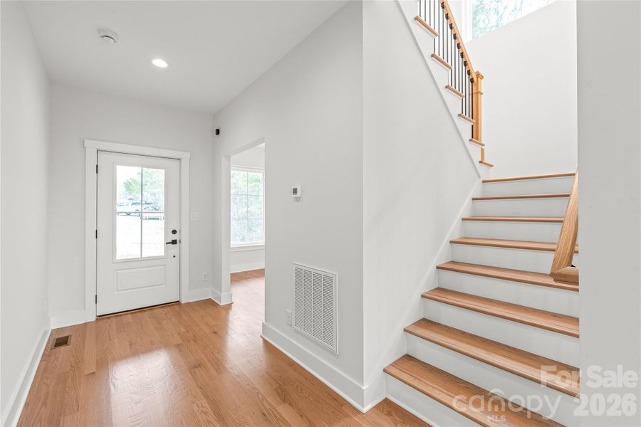 Spacious, unfurnished interior of a new home in , Hickory (Image 30).