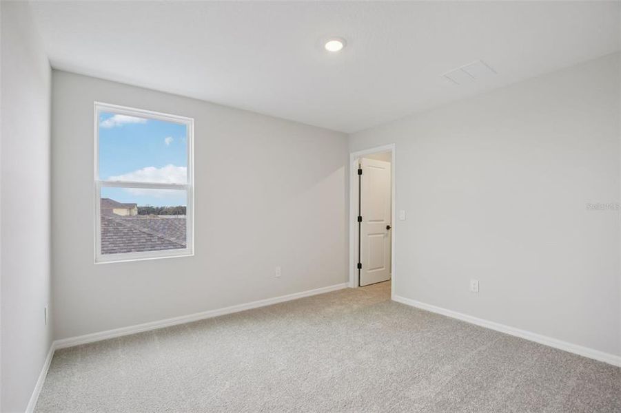 Spacious, unfurnished interior of a new home in Oakfield Trails, Parrish (Image 6).