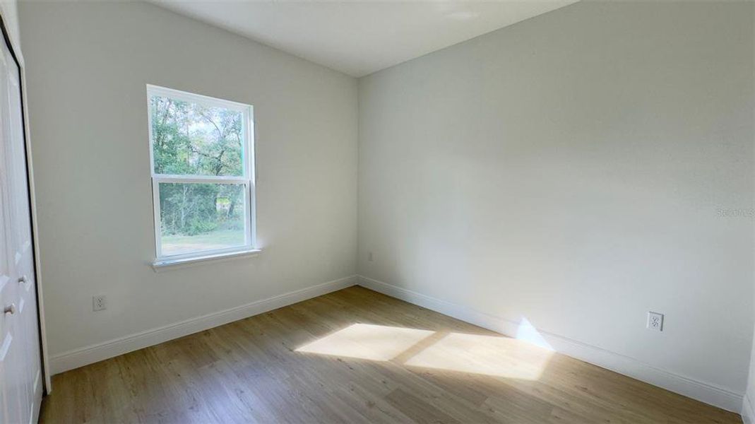Spacious, unfurnished interior of a new home in , Dunnellon (Image 13).