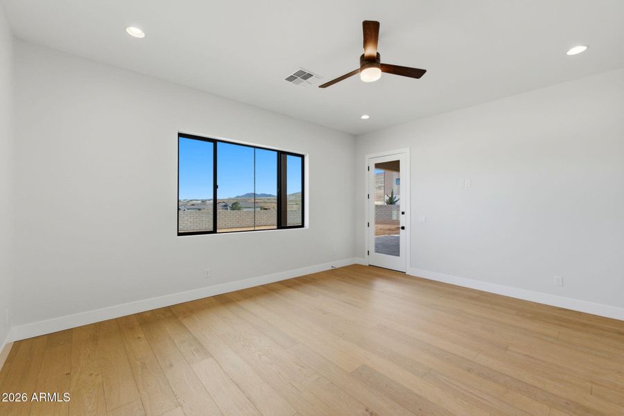 22-Primary Bedroom (2) 22-Primary Bedroom (2)