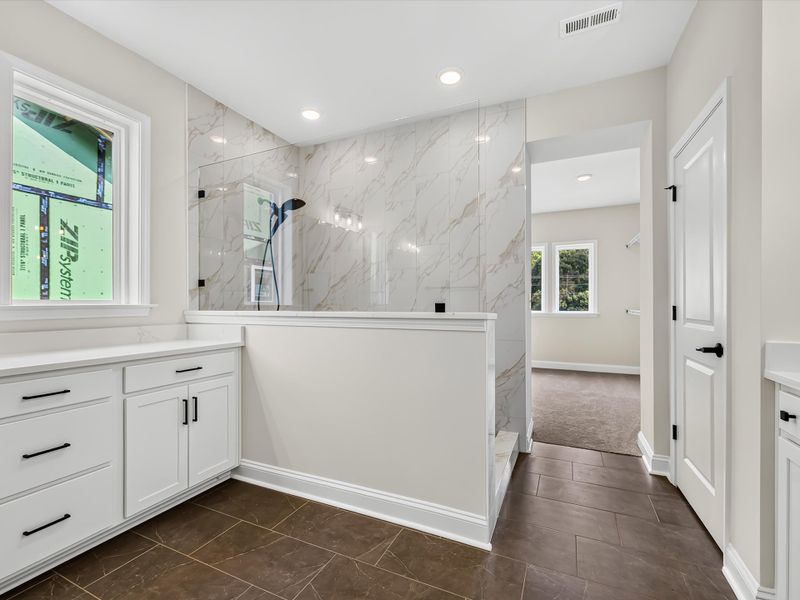 Owner's Bath Owner's Bath