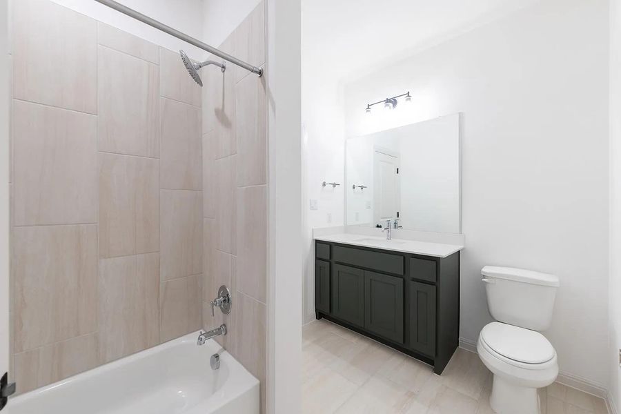 Brookdale II Bathroom 3