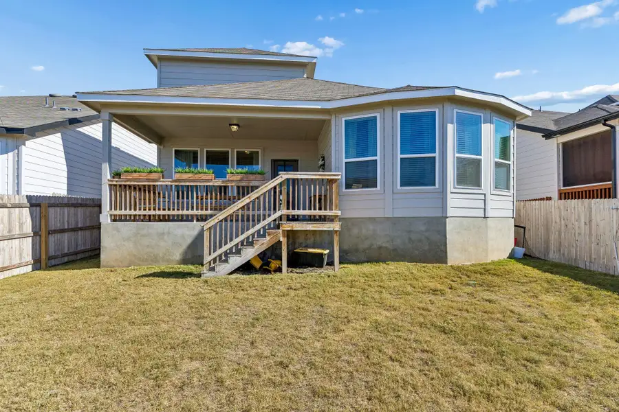 View of back of home