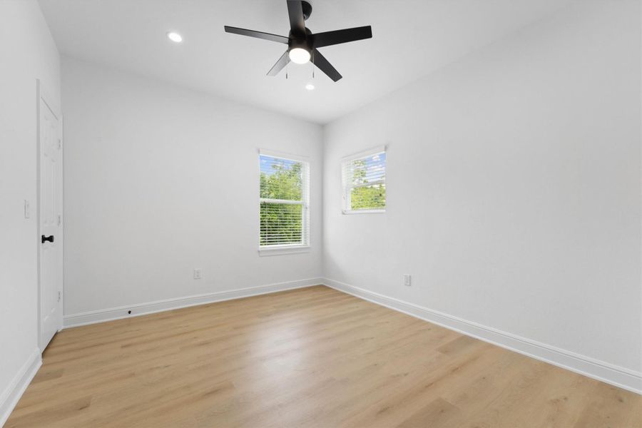 Image 9 of a home in . Image 9 of a home in .