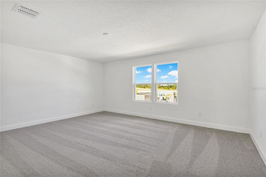 Spacious, unfurnished interior of a new home in , Tavares (Image 18).