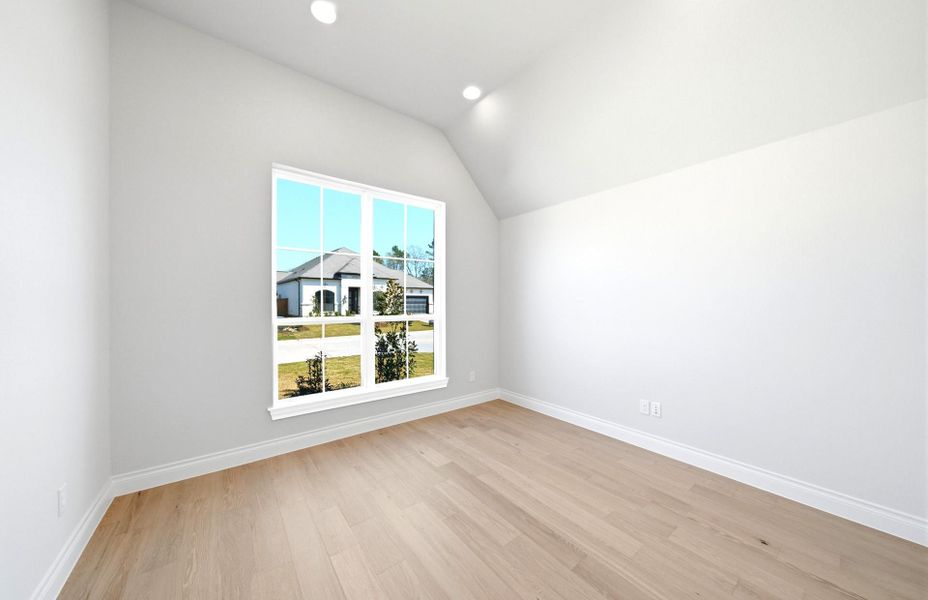 Spacious, unfurnished interior of a new home in The Highlands 55′, Porter (Image 31).