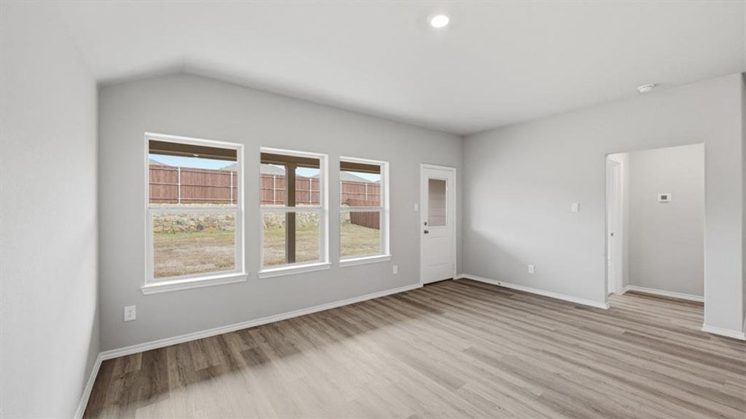 Spacious, unfurnished interior of a new home in Legado, Cleburne (Image 16).