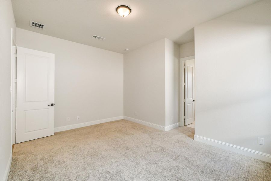 Spacious, unfurnished interior of a new home in Evergreen 70', Conroe (Image 26). Spacious, unfurnished interior of a new home in Evergreen 70', Conroe (Image 26).