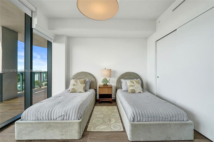 Furnished interior view inside a new home in , Pompano Beach (Image 55).