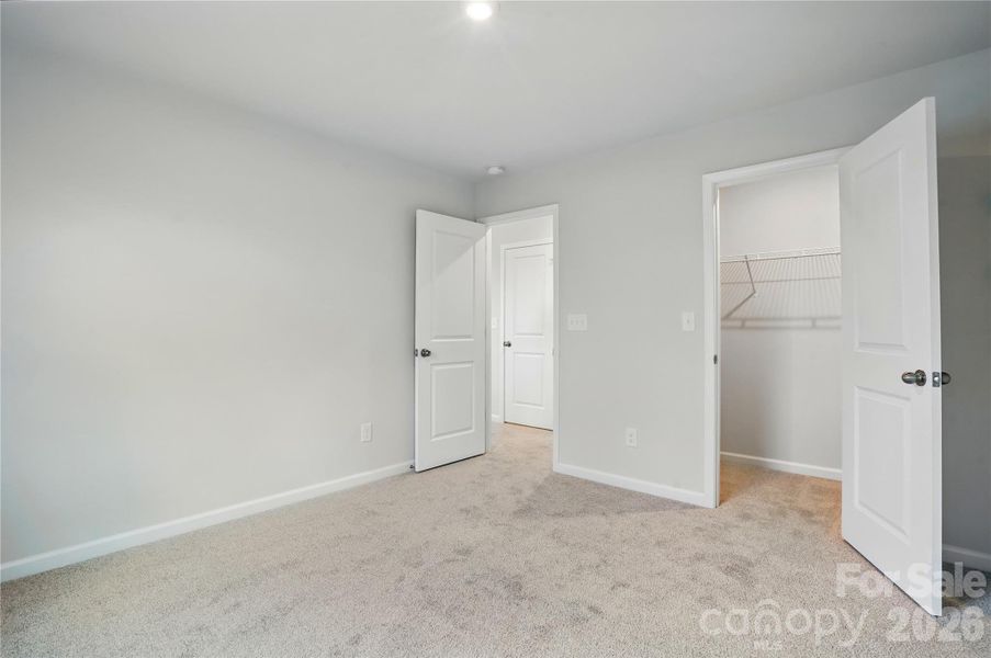 Photos from another completed Shenandoah for representation only. Exterior elevation/colors and interior finishes may vary.